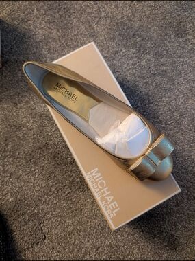 MICHAEL Michael Kors Metallic Gold Ballet Flat with Bow Accent